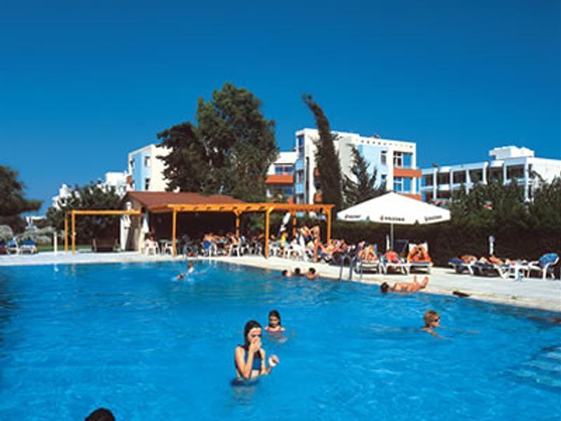 Valana Hotel Apartments Lemesos Exteriér fotografie